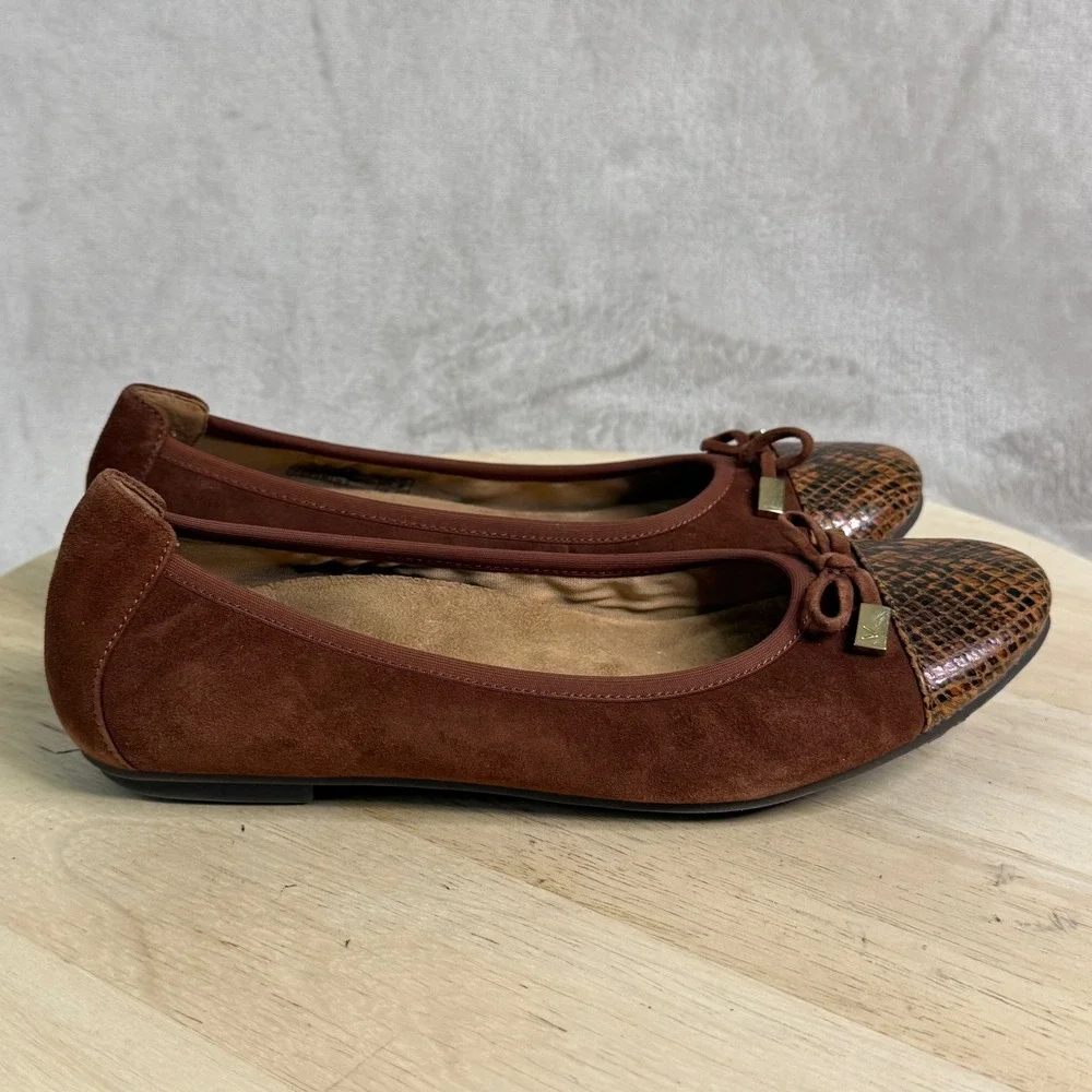 Vionic Minna Brown Suede Snake Toe Ballet Flats Orthotic Shoes Womens 7 359MINNA